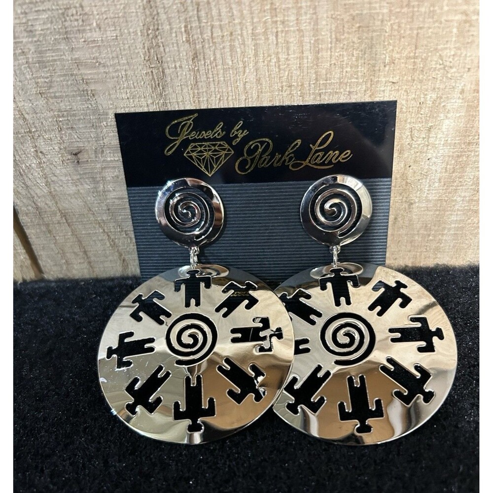 Vintage Jewels by PARK LANE "Zumi" Silver Tone  3.25" Long Pierced Earrings J127